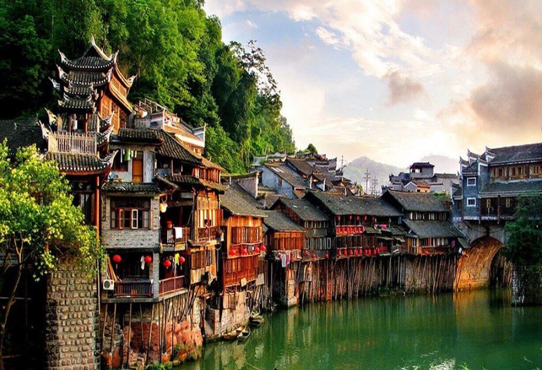 Hà Nội - Ân Thi - Nữ Nhi Thành - Phượng Hoàng Cổ Trấn - Trương Gia Giới