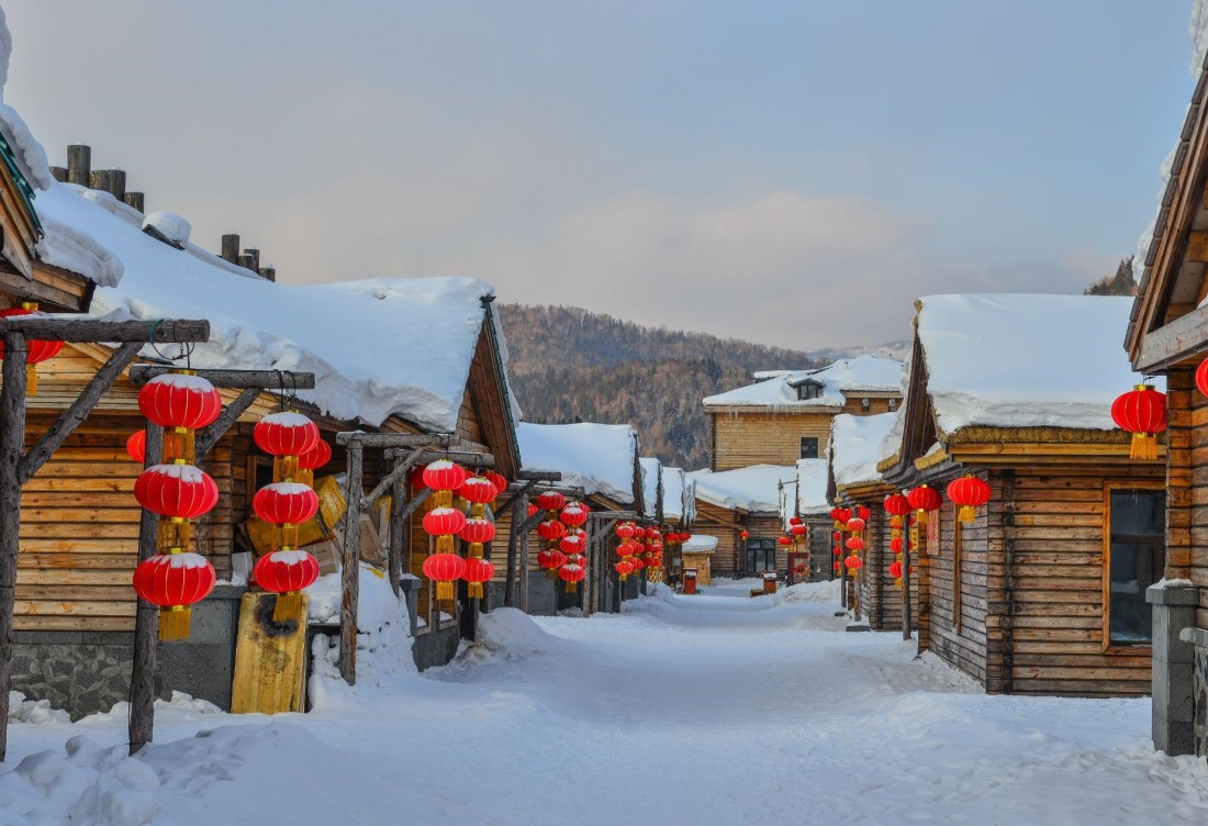 TRÙNG KHÁNH - CÁP NHĨ TÂN - THẾ GIỚI BĂNG TUYẾT 7n7đ