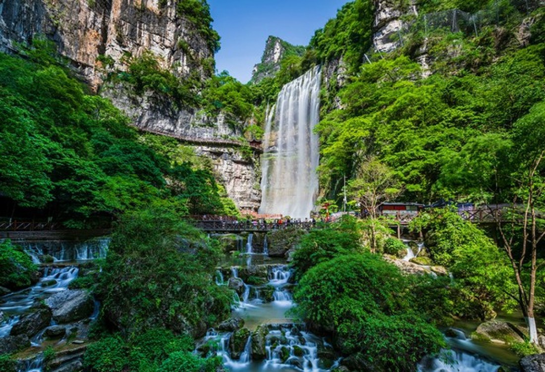 NGHI XƯƠNG - TRƯƠNG GIA GIỚI - PHƯỢNG HOÀNG CỔ TRẤN 5N4Đ