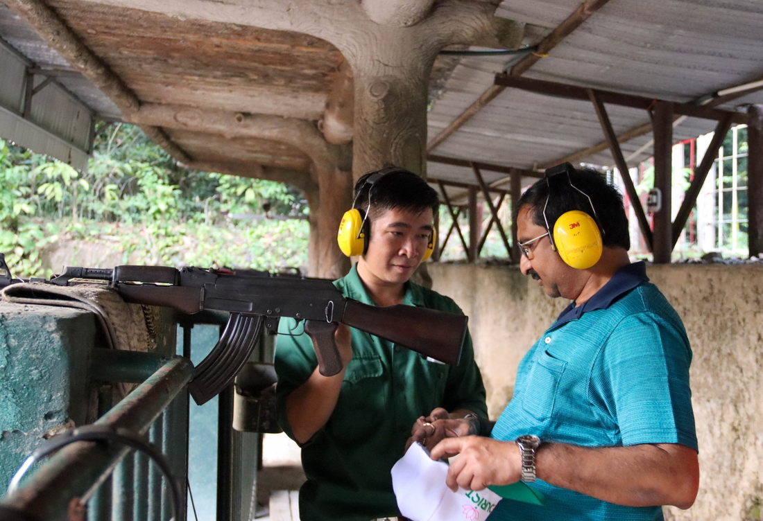 Cu Chi Tunnels Hafl Day