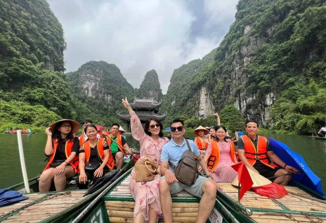 HANOI – BAI DINH PAGODA – TRANG AN – HANOI