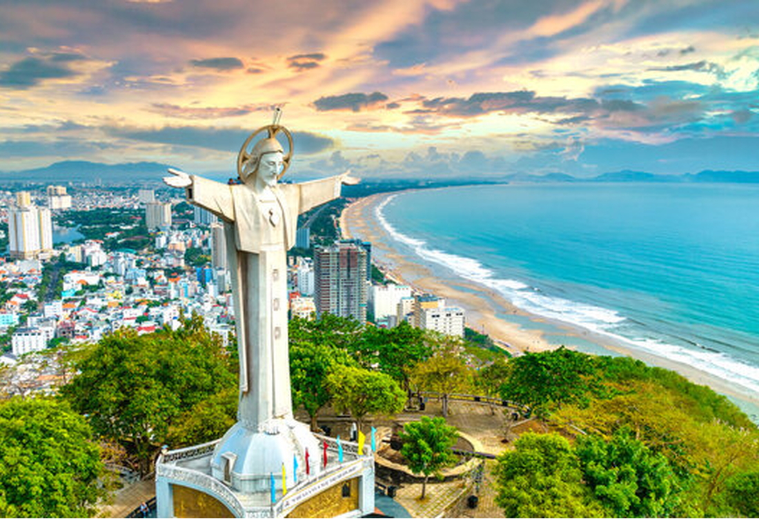 Vung Tau - Ho May Resort 2 Days 1 Night Tour