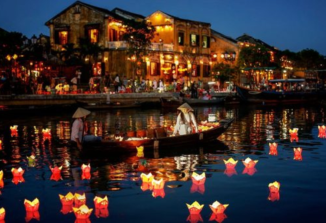 Tour Da Nang - Ba Na Hill - Hue City - Phong Nha Cave 3 Days 2 Nights