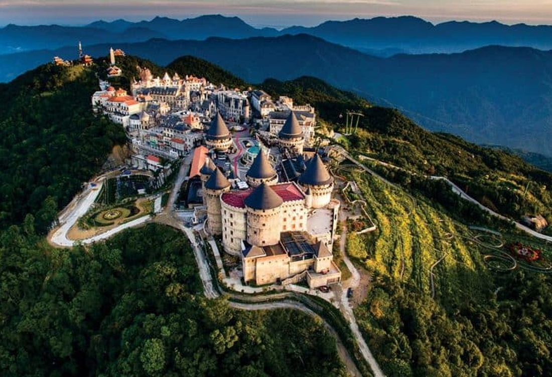 Tour Ha Noi - Da Nang - Son Tra Peninsula - Hoi An Old Town - Ba Na Hill - Hue City - Phong Nha Cave 5 Days 4 Nights