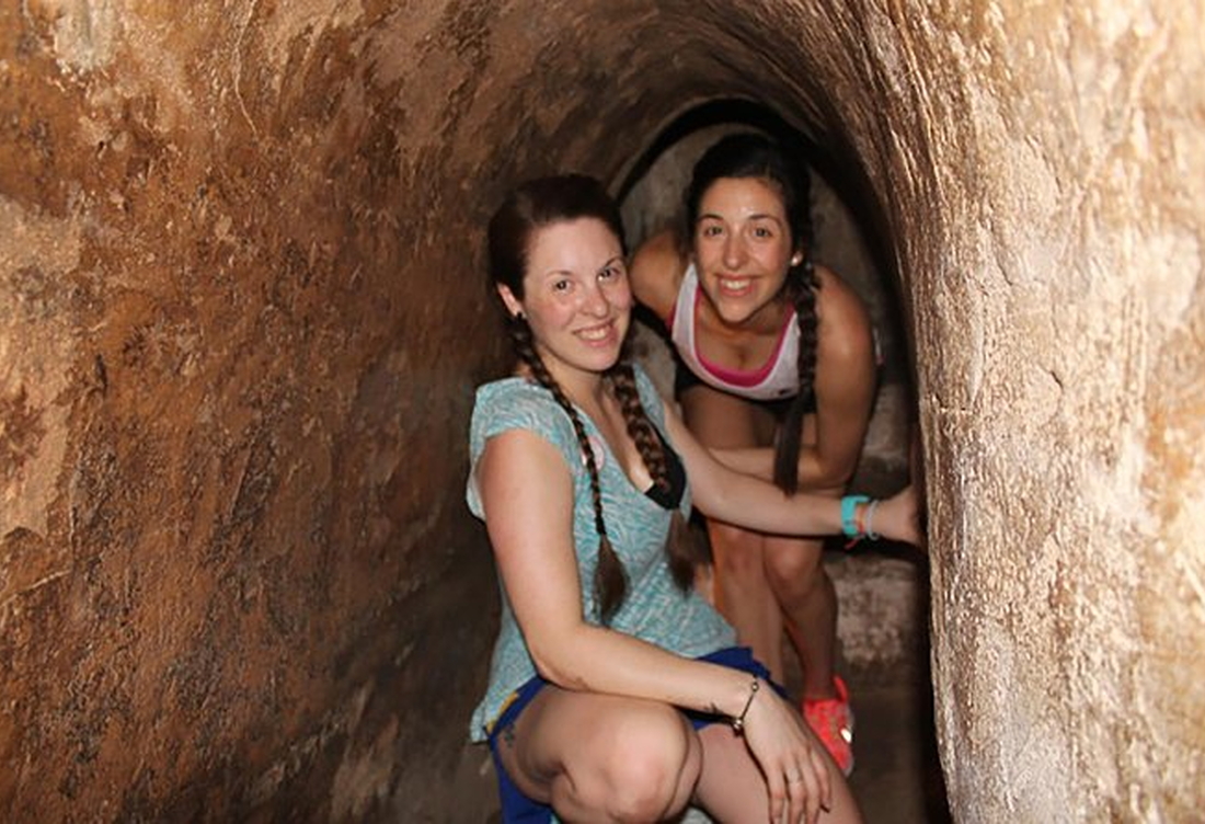 Vietnam Package Tour 4 Days 3 Nights (Sai Gon - Ha Noi - Ha Long)