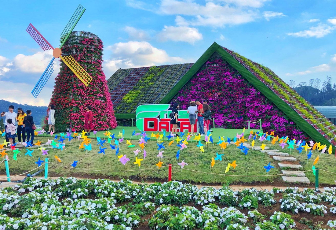 Dalat Tour 3 Days 2 Nights Hanoi