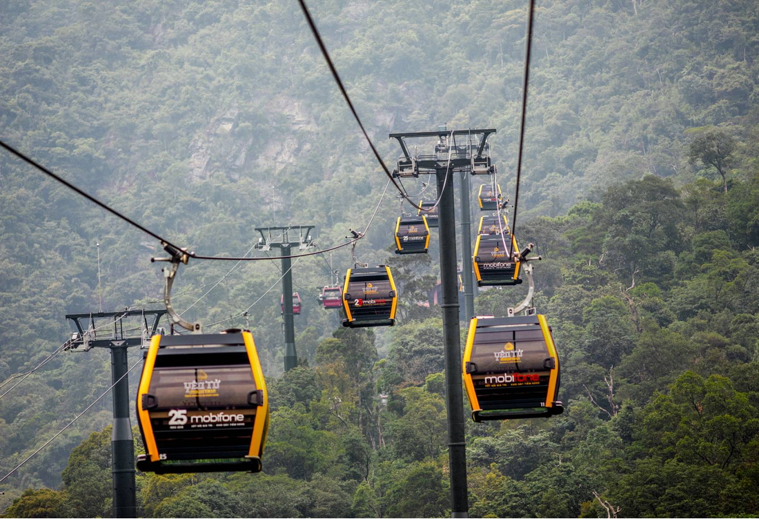 Yen Tu Explorer: Conquer The Peak, Find Your Zen