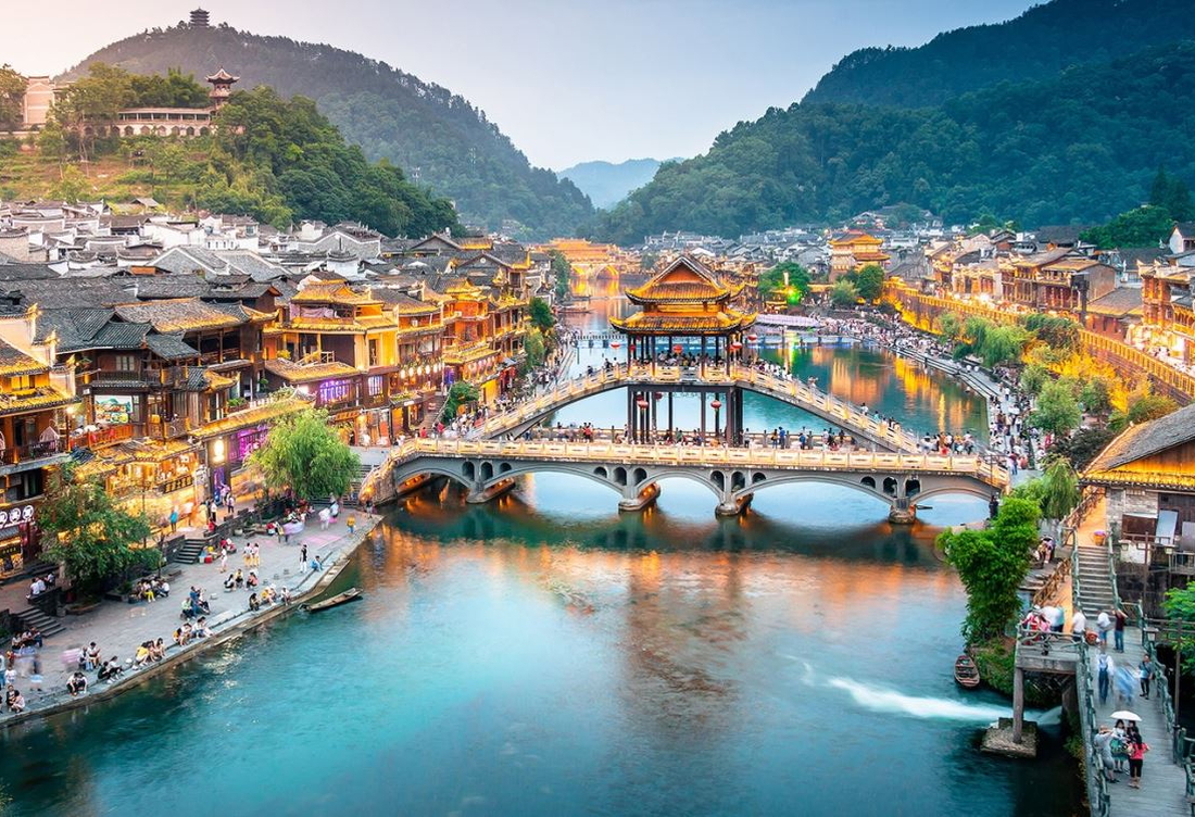 Ân Thi - Phượng Hoàng Cổ Trấn - Miêu Trại - Trương Gia Giới