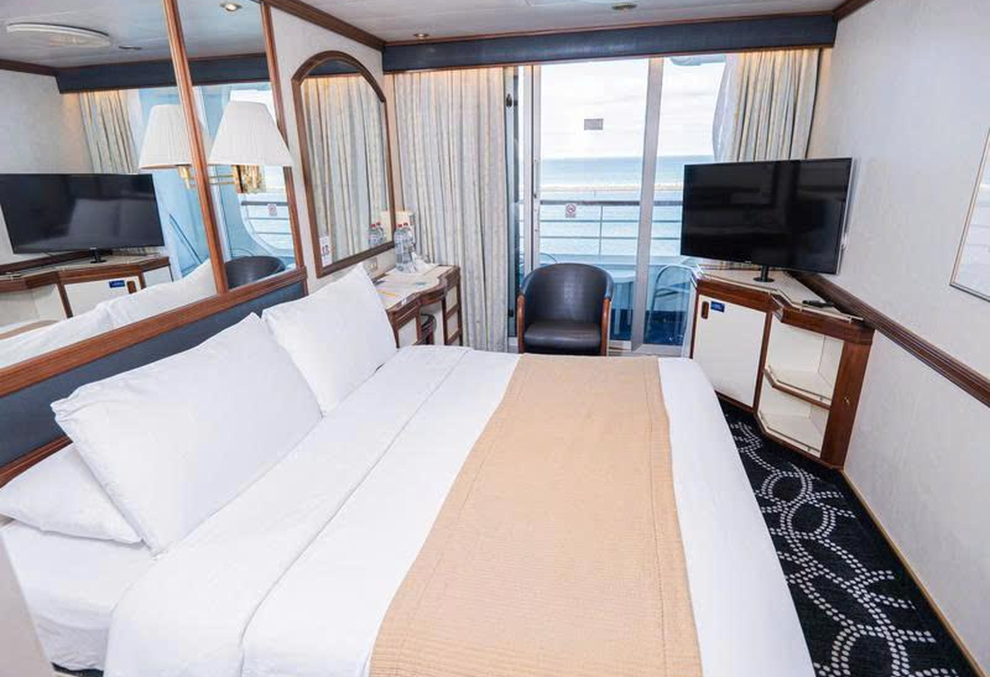 TOUR DU THUYỀN STAR VOYAGER 5 SAO CAM RANH - SINGAPORE - MALAYSIA 5N4Đ