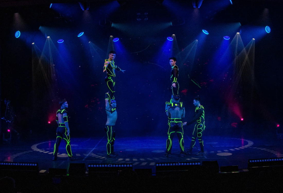 TOUR DU THUYỀN STAR VOYAGER 5 SAO CAM RANH - SINGAPORE - MALAYSIA 5N4Đ