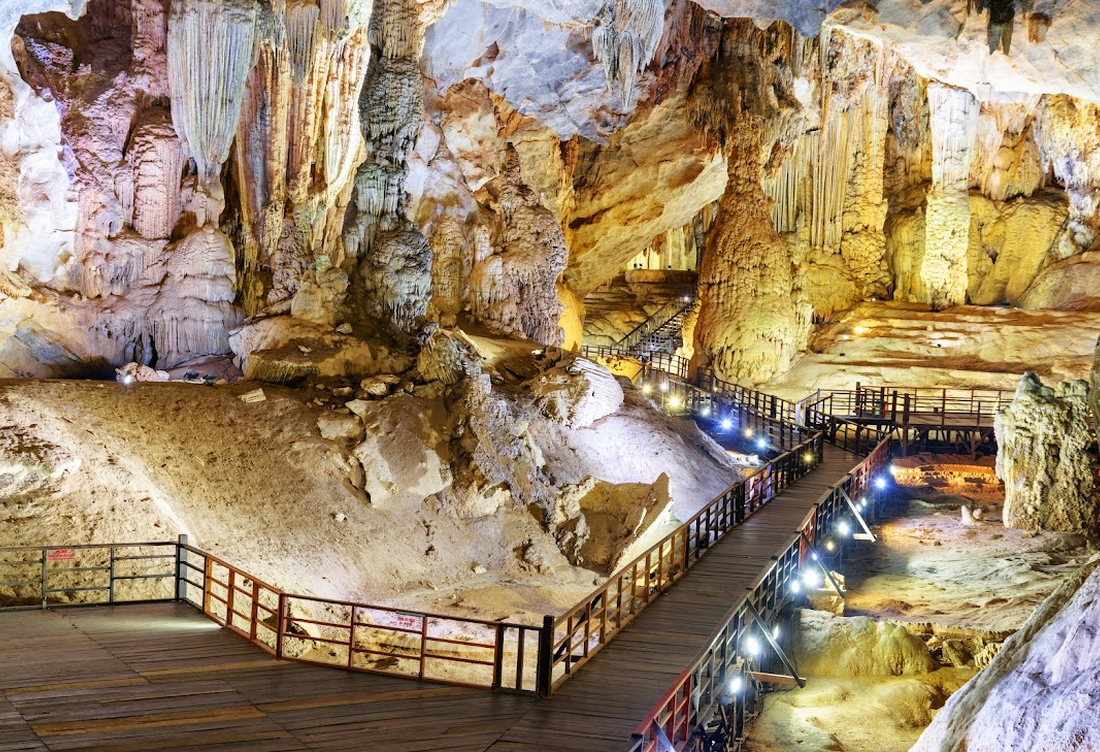 Tour Đà Nẵng Huế Động Thiên Đường 5 Ngày 4 Đêm | Khởi hành thứ 6 hàng tuần | Saigontours