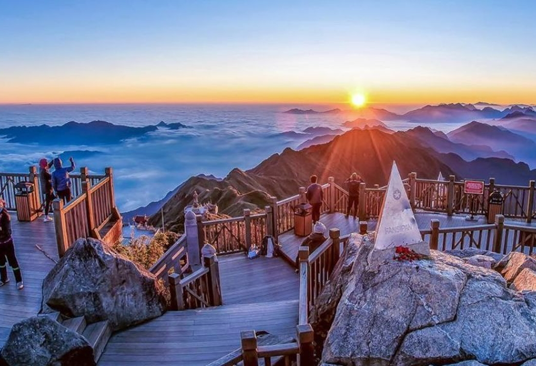 Tour Sapa – Fansipan – Hà Giang – Cao Nguyên Đá Đồng Văn 5 Ngày 4 Đêm | Hành Trình Tây Bắc Hùng Vĩ