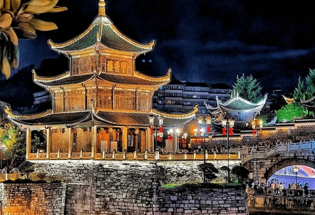 Tour Quý Dương 4 Ngày 3 Đêm: Vạn Mẫu Hoa Đào Bình Bá – Thanh Nham Cổ Trấn – Giáp Tú Lầu