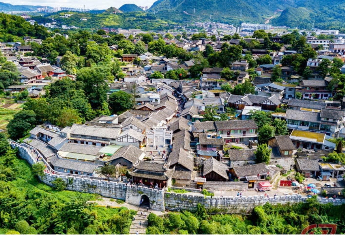 Tour Quý Dương 5 Ngày 4 Đêm: Thiên Hộ Miêu Trại – Thanh Nham Cổ Trấn – An Thuận