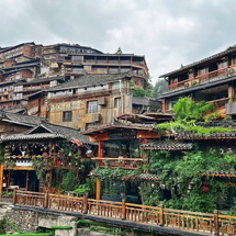 Tour Quý Dương 6 Ngày 5 Đêm: Thiên Hộ Miêu Trại – Thanh Nham – An Thuận – Chùa Tây Phổ Đà