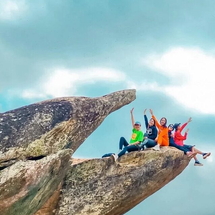 Tour Tà Xùa Săn Mây 2 Ngày 1 Đêm | Sống Lưng Khủng Long – Hồ Suối Chiếu Cực Chill