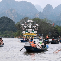 Tour Chùa Hương 1 Ngày – Hành Trình Về Miền Đất Phật Động Hương Tích