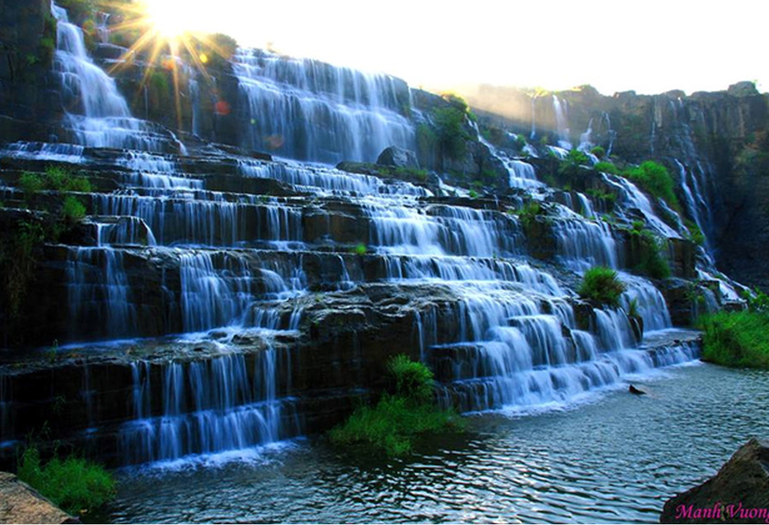 Tour Cao Bằng 2 Ngày 3 Đêm | Thác Bản Giốc – Núi Mắt Thần – Pác Bó