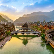 Tour Trung Quốc 6N5Đ: Nam Ninh – Trương Gia Giới – Thiên Môn Sơn / Thất Tinh Sơn – Phượng Hoàng Cổ Trấn (Bay về)