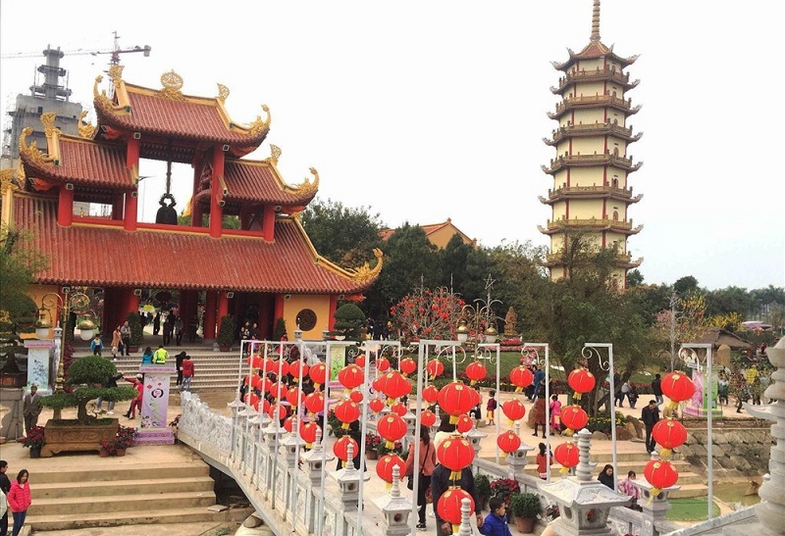 Tour Đường Lâm – Chùa Mía – Thành Cổ Sơn Tây – Chùa Khai Nguyên 1 Ngày | Hành Trình Về Miền Di Sản Xứ Đoài