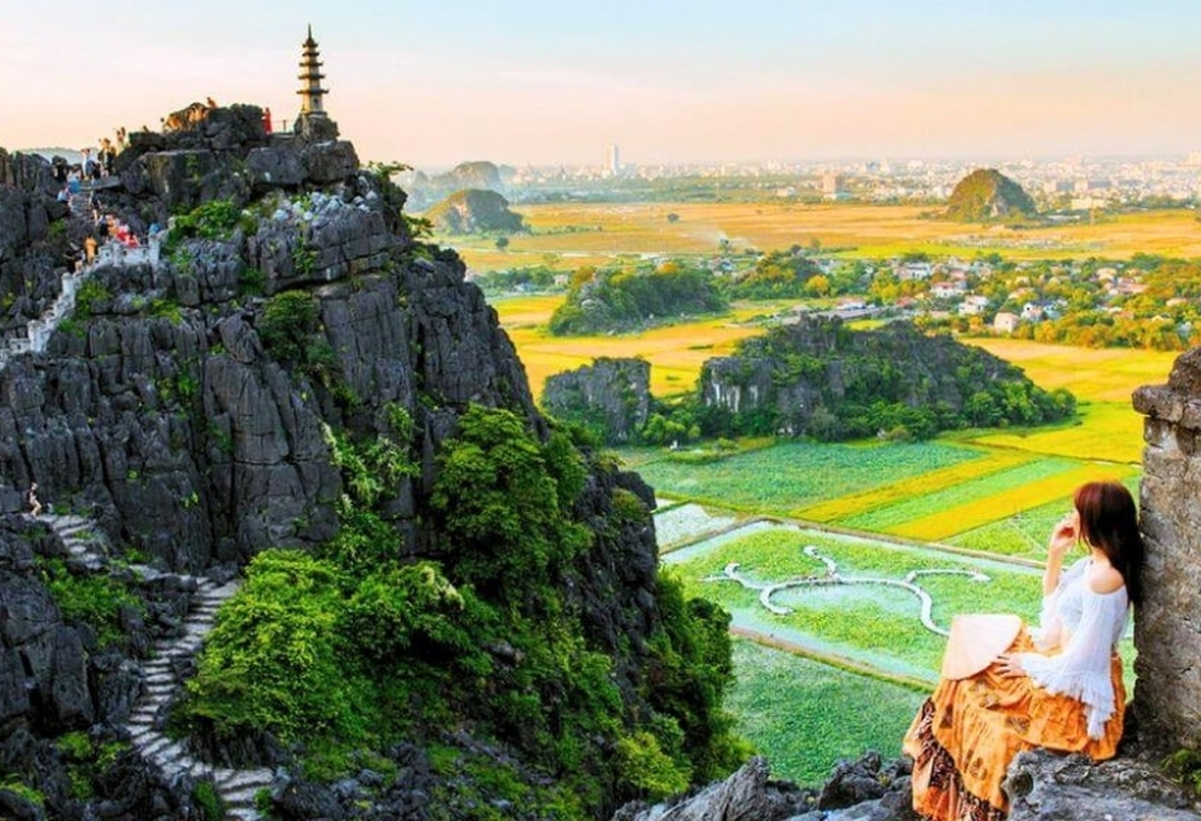 Tour Tuyệt Tịnh Cốc – Tam Cốc – Hang Múa 1 Ngày | Hành Trình “Tiên Cảnh” Giữa Lòng Ninh Bình