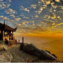 Tour Hạ Long – Công Viên Hạ Long – Yên Tử 3 Ngày 2 Đêm | Du Thuyền 5 Sao & Hành Trình Tâm Linh