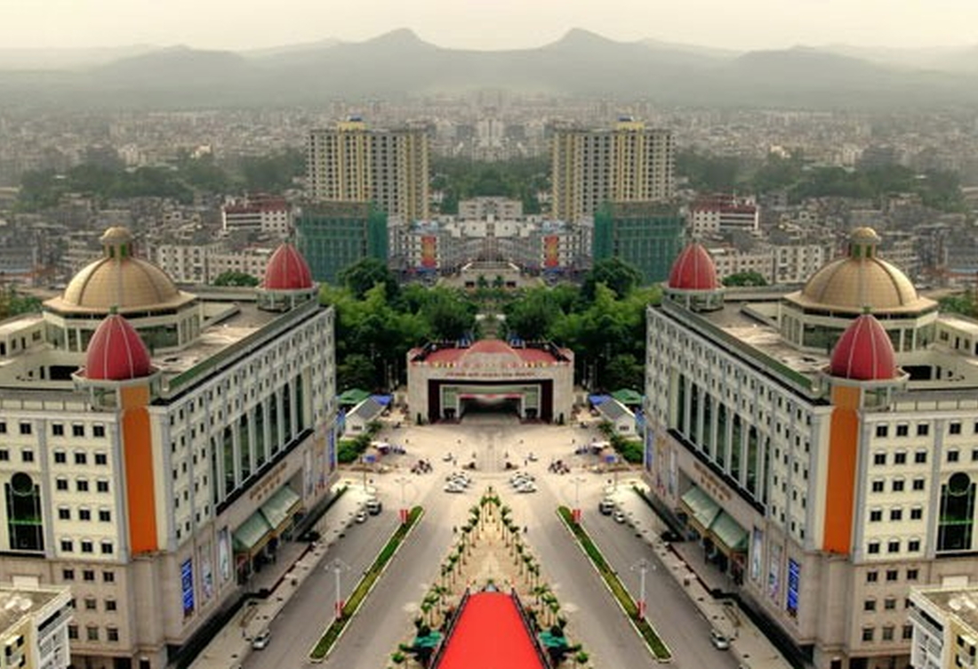 Tour Đông Hưng 3 Ngày 2 Đêm: Móng Cái – Biển Vạn Vĩ – Trúc Sơn Cổ Trấn – Trượt Thác Kim Sa Thủy