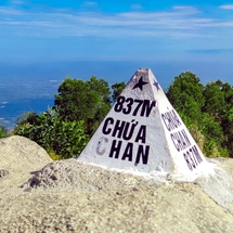 Tour Hành Hương Núi Chứa Chan - Dinh Thầy Thím 1 Ngày
